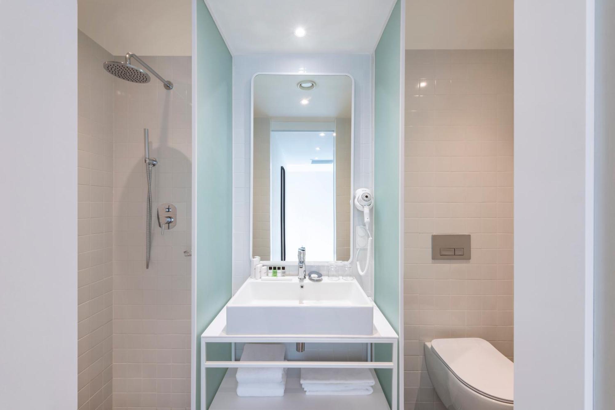 Hotel Golden Tulip Design Tbilisi Pokój zdjęcie