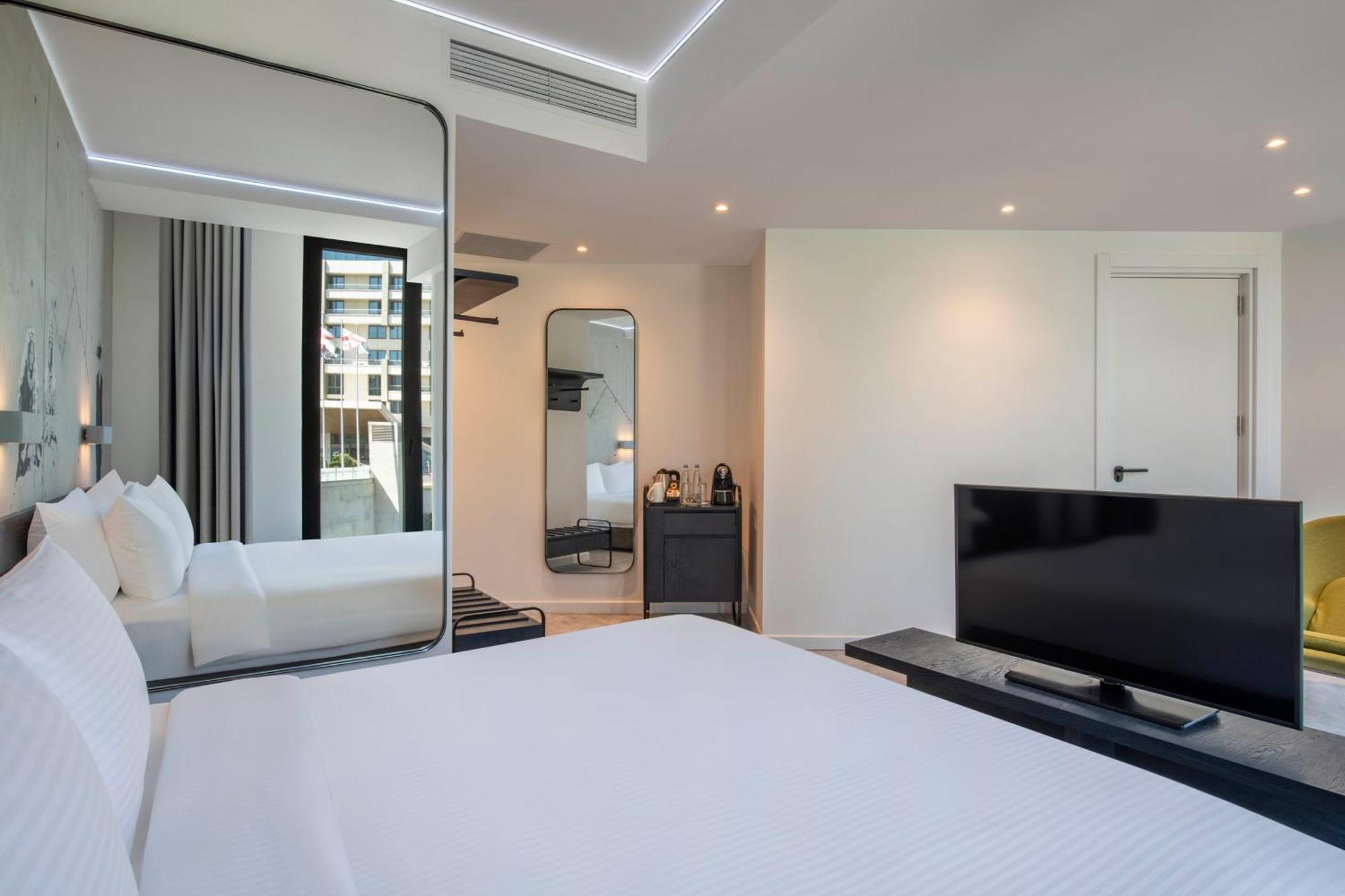 Hotel Golden Tulip Design Tbilisi Pokój zdjęcie